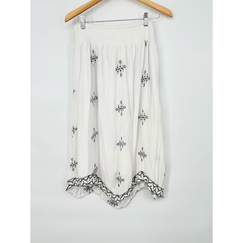 Kings Road Size Large White Black Midi Skirt Smocked Boho Asymmetrical Festival